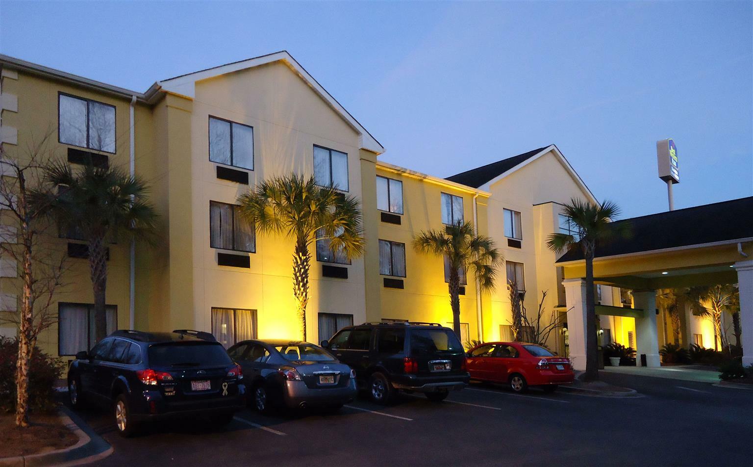 Best Western Magnolia Inn And Suites Ладсон Экстерьер фото